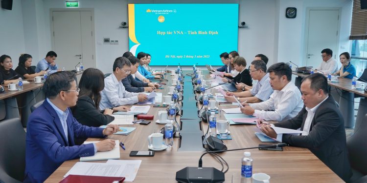 PTGĐ Trịnh Ngọc Thành tiếp và làm việc với tỉnh Bình Định