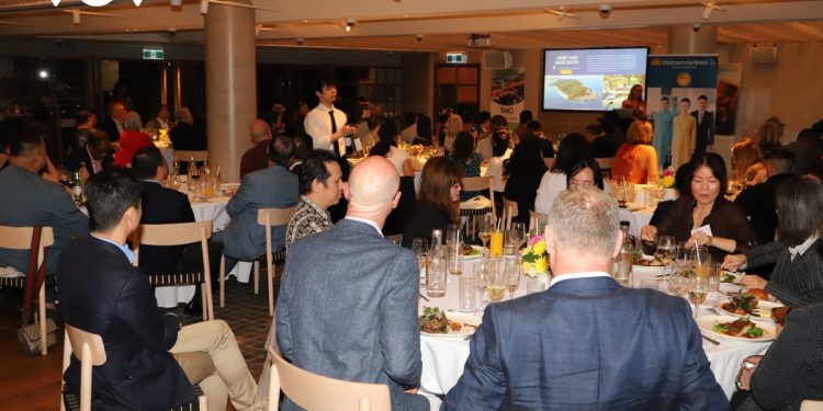 Ngày càng nhiều khách du lịch Australia quan tâm tới Việt Nam