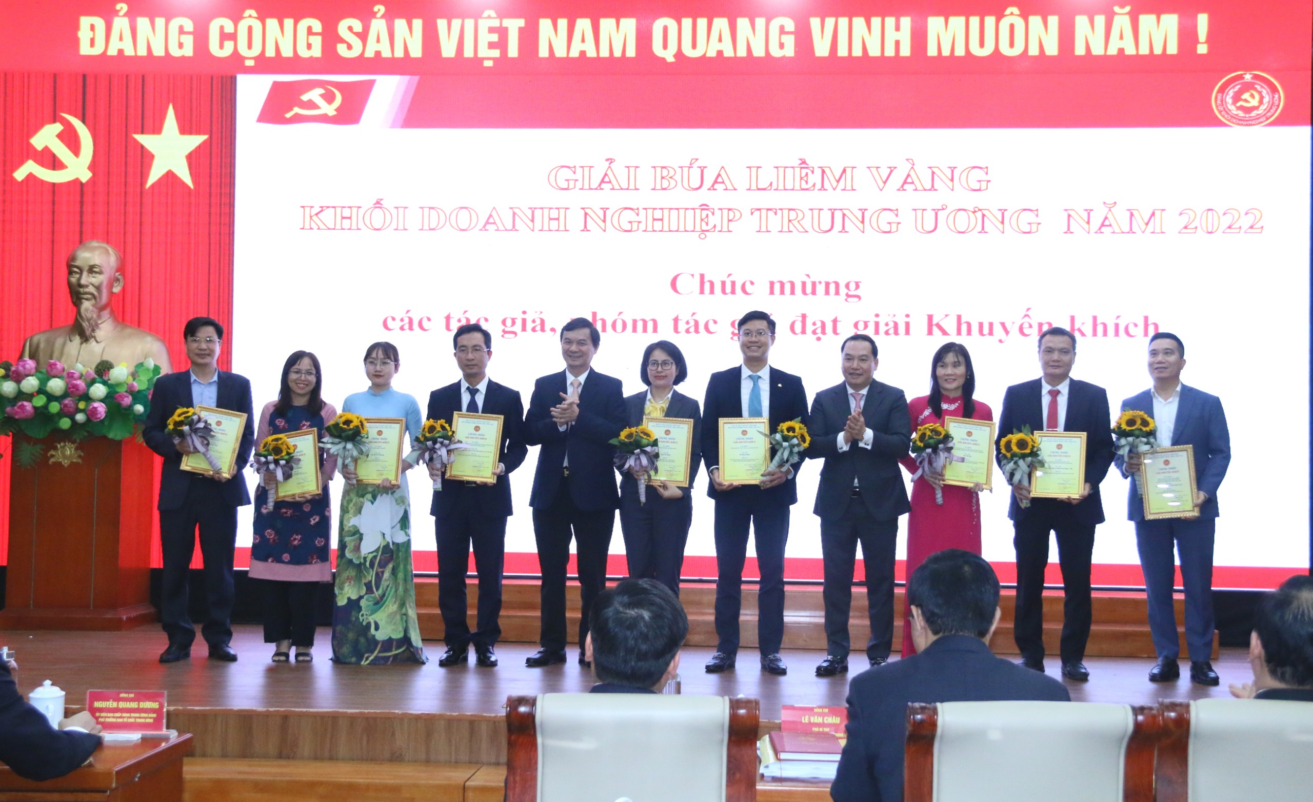Lễ trao Giải Búa liềm vàng Khối Doanh nghiệp Trung ương năm 2022