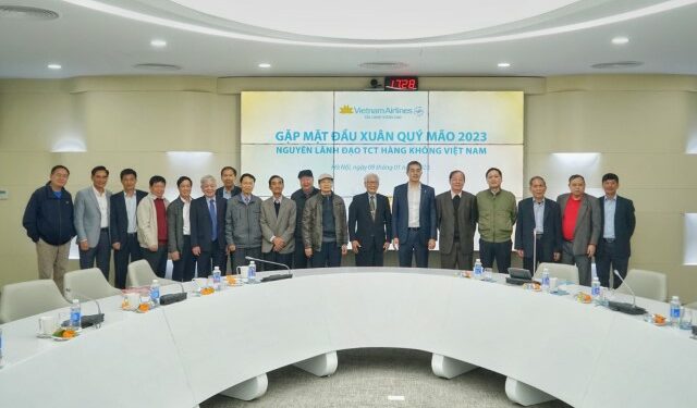 TCT gặp mặt các đồng chí nguyên là Lãnh đạo nhân dịp Xuân Quý Mão