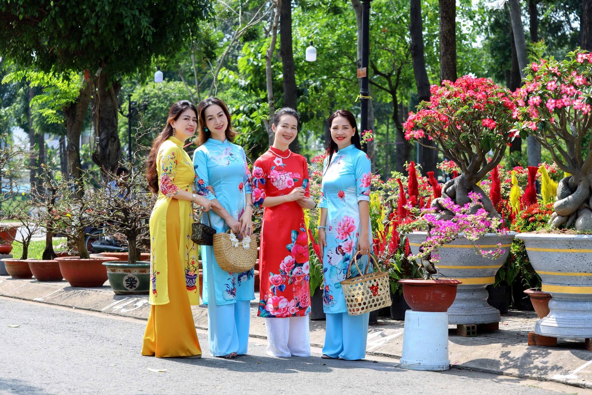 638106658880139067 alt text