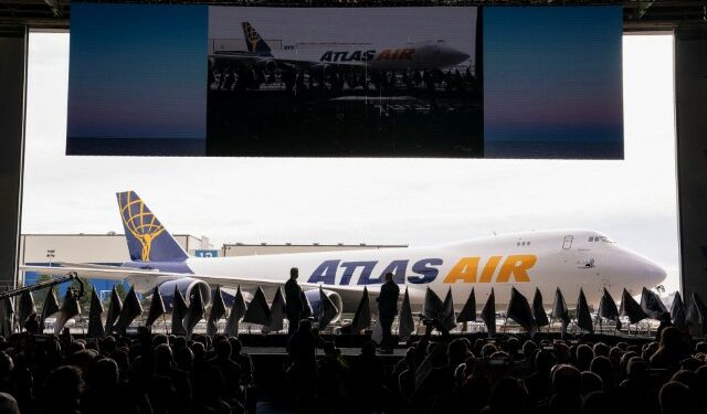 Boeing delivers last 747, saying goodbye to ‘Queen of the Skies’