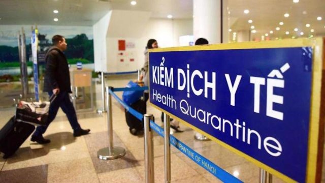 TP Hồ Chí Minh: Tăng cường phòng dịch Covid-19 ở sân bay Tân Sơn Nhất