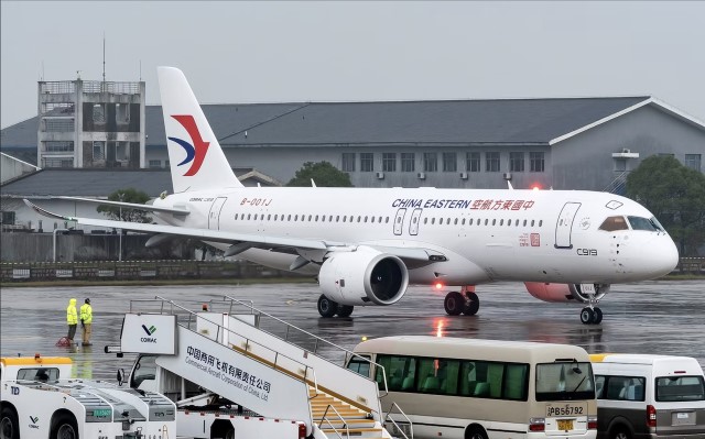 Aviation News No.26: China Eastern thay đổi lịch bay C919 đầu tiên