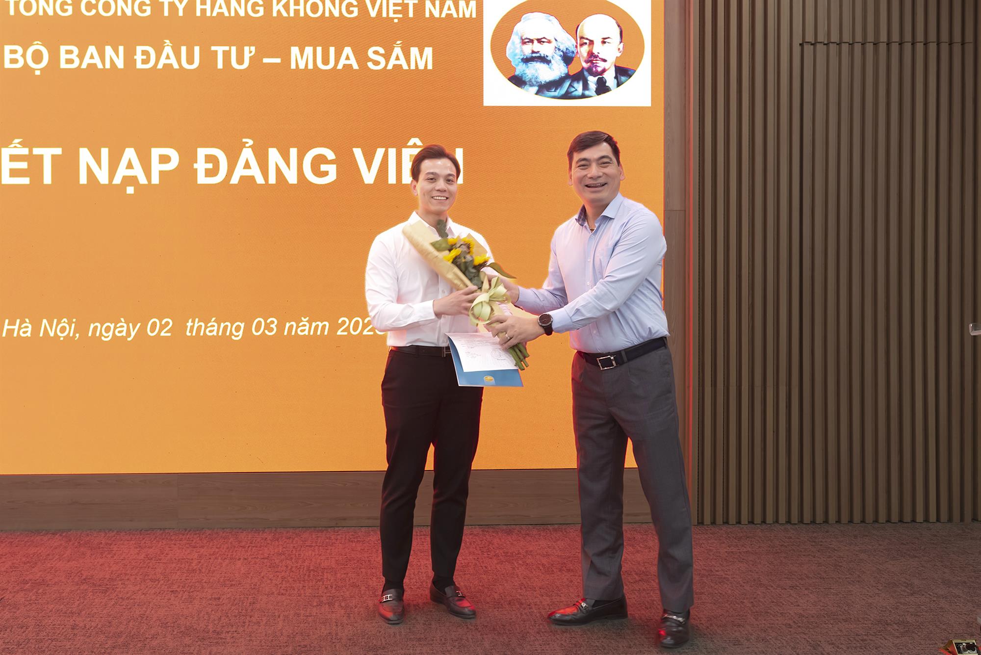 638136967845638459 alt text