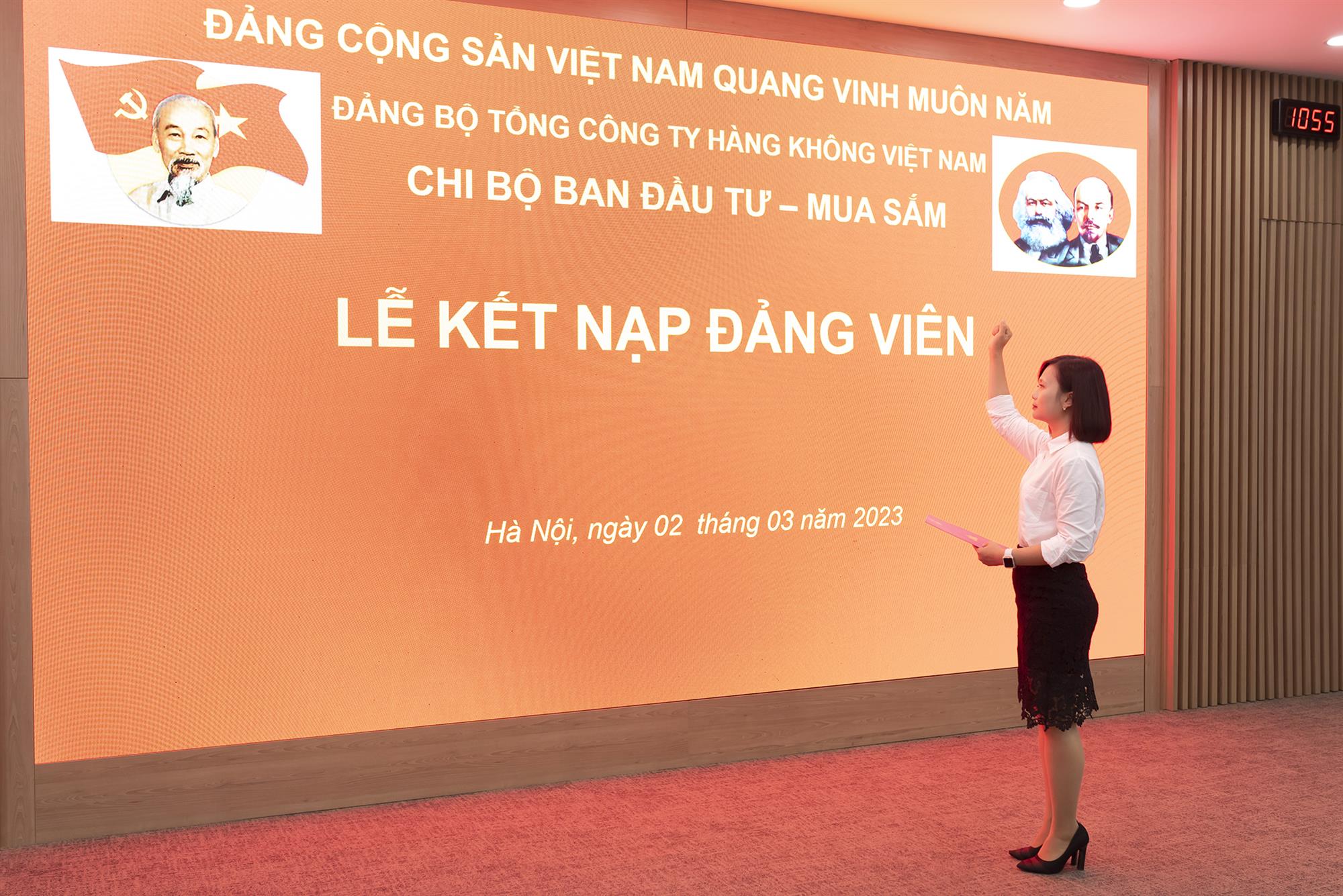 638136975147049607 alt text