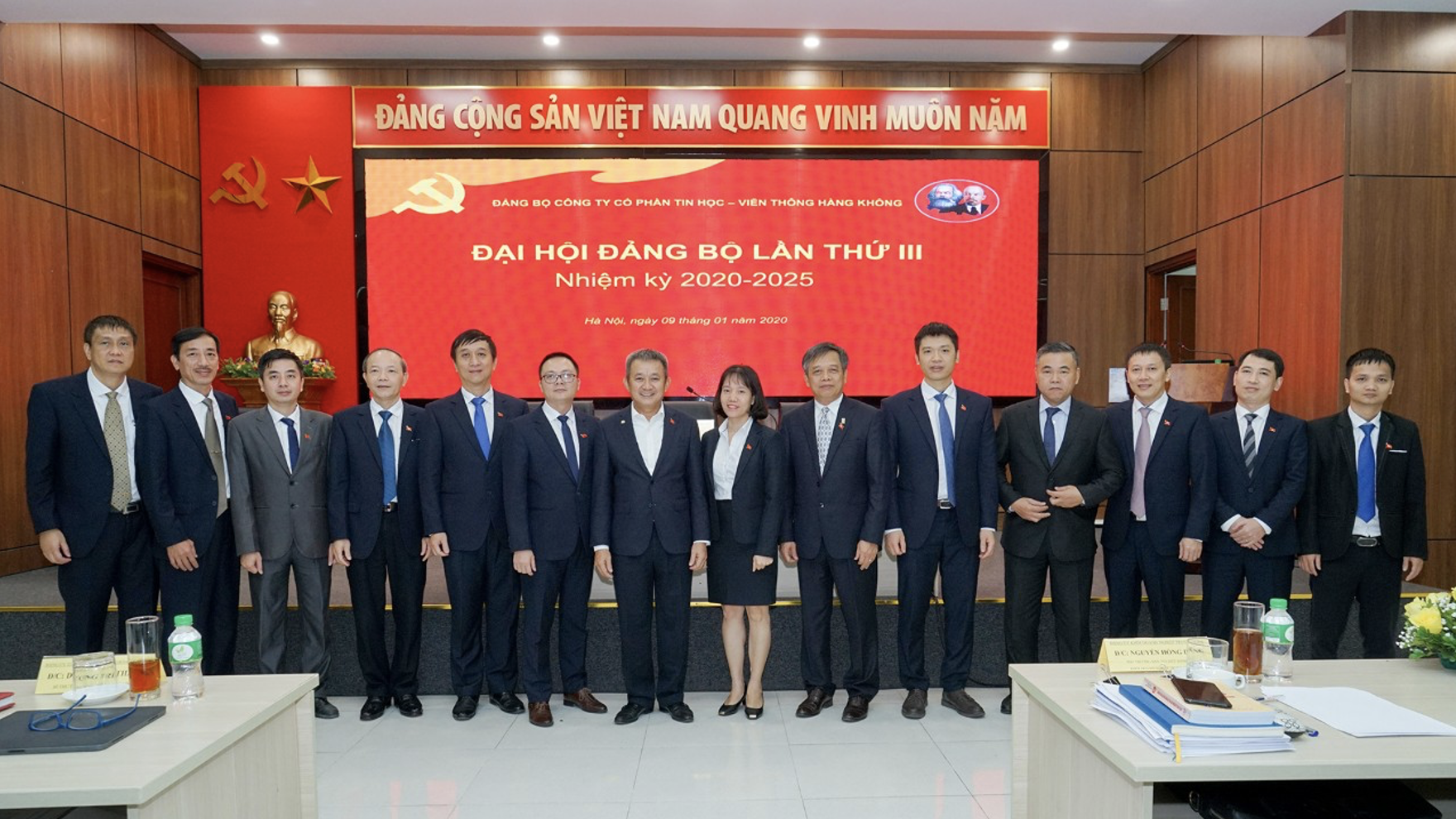 638139493210206452-1 alt text