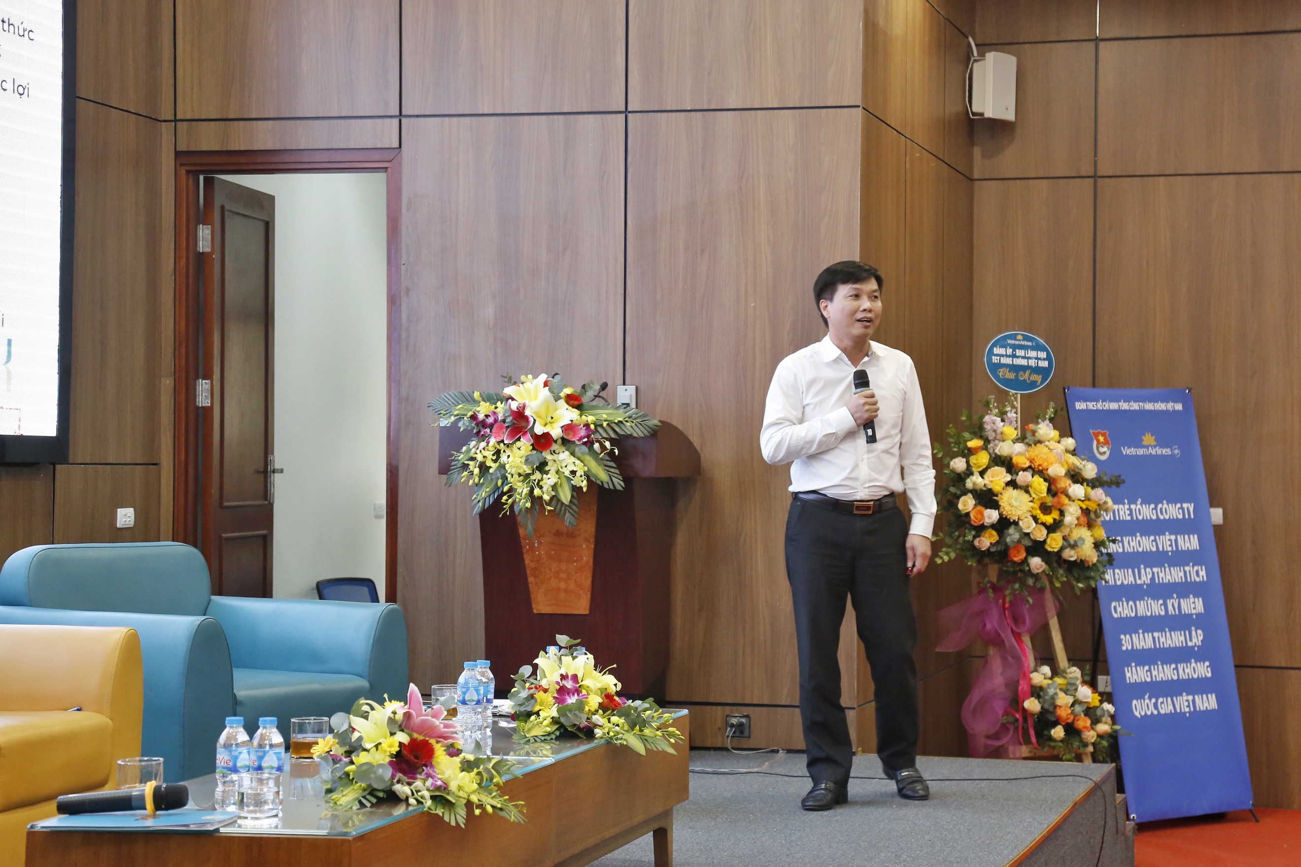 638147805814103393 alt text