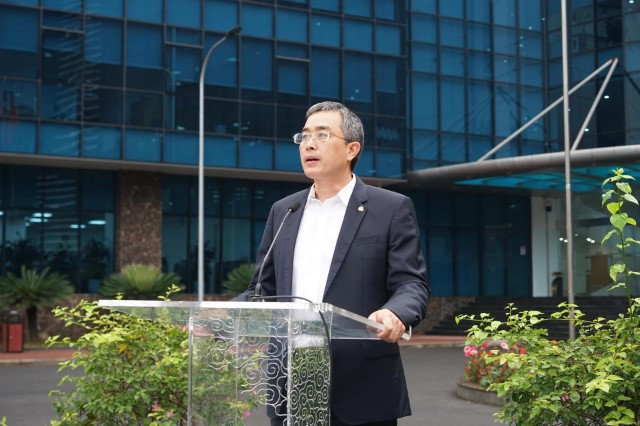 Chào cờ tháng 4: Nỗ lực bứt phá, phục hồi mạnh mẽ