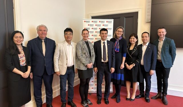 Hợp tác chiến lược giữa Vietnam Airlines và Trường Đại học Quốc tế RMIT