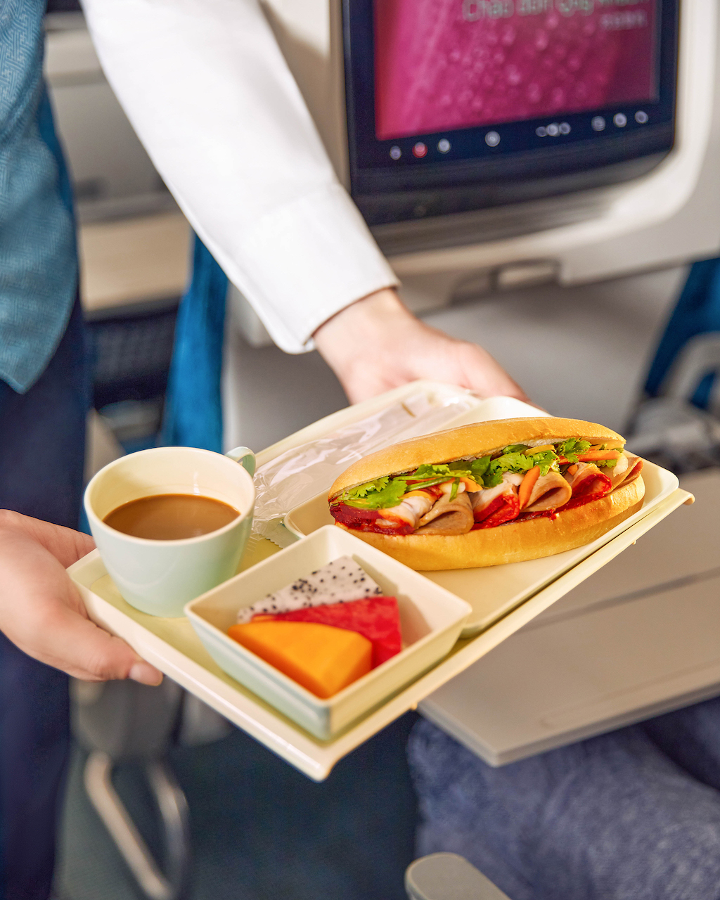 Thưởng thức hương vị xíu mại phiên bản “độc nhất” trên máy bay