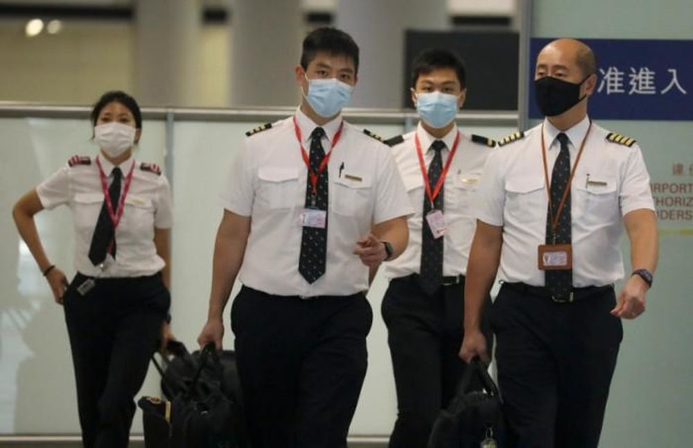 Hãng bay hàng đầu Hong Kong cắt giảm lương thưởng, phi công ‘kêu trời’
