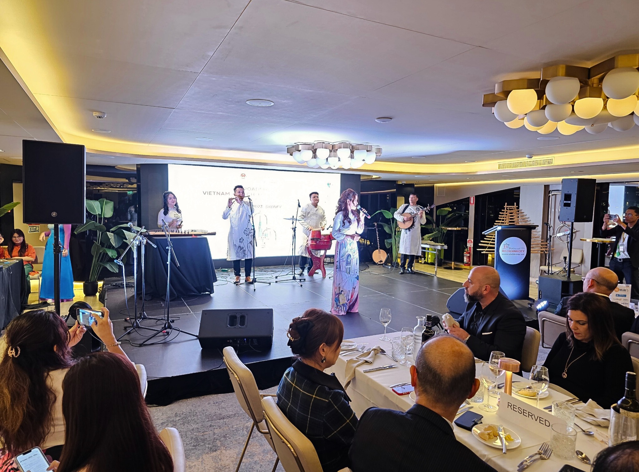 Ghé thăm Roadshow du lịch TP.HCM – Việt Nam tại Úc