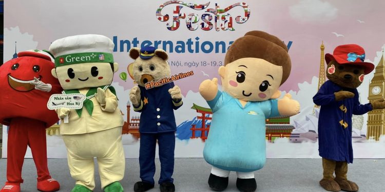 “Vietnam Airlines Festa – Sale Day” tung hàng nghìn vé đi biển  đồng giá 30.000 đồng