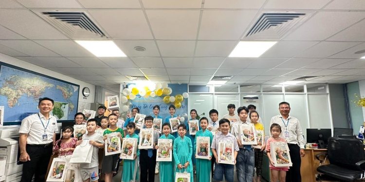 [28/6] ASOC: Ngày đi làm cùng ba mẹ, một ngày vui vẻ và đầy ý nghĩa