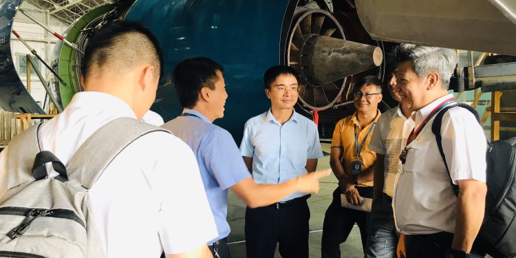 Lãnh đạo TCT kiểm tra công tác chuẩn bị phục vụ cao điểm Hè 2023 tại Công ty VAECO