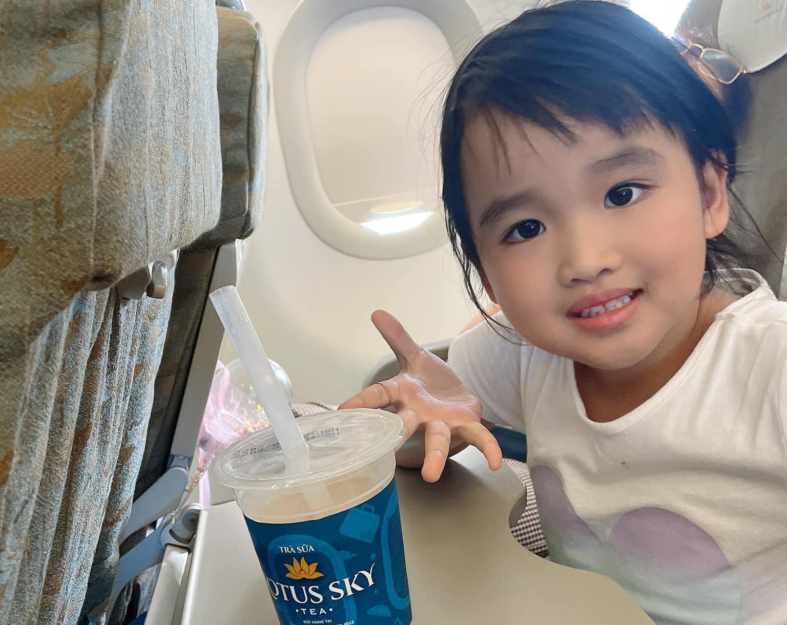 Miễn phí thưởng thức trà sữa Lotus Sky Tea