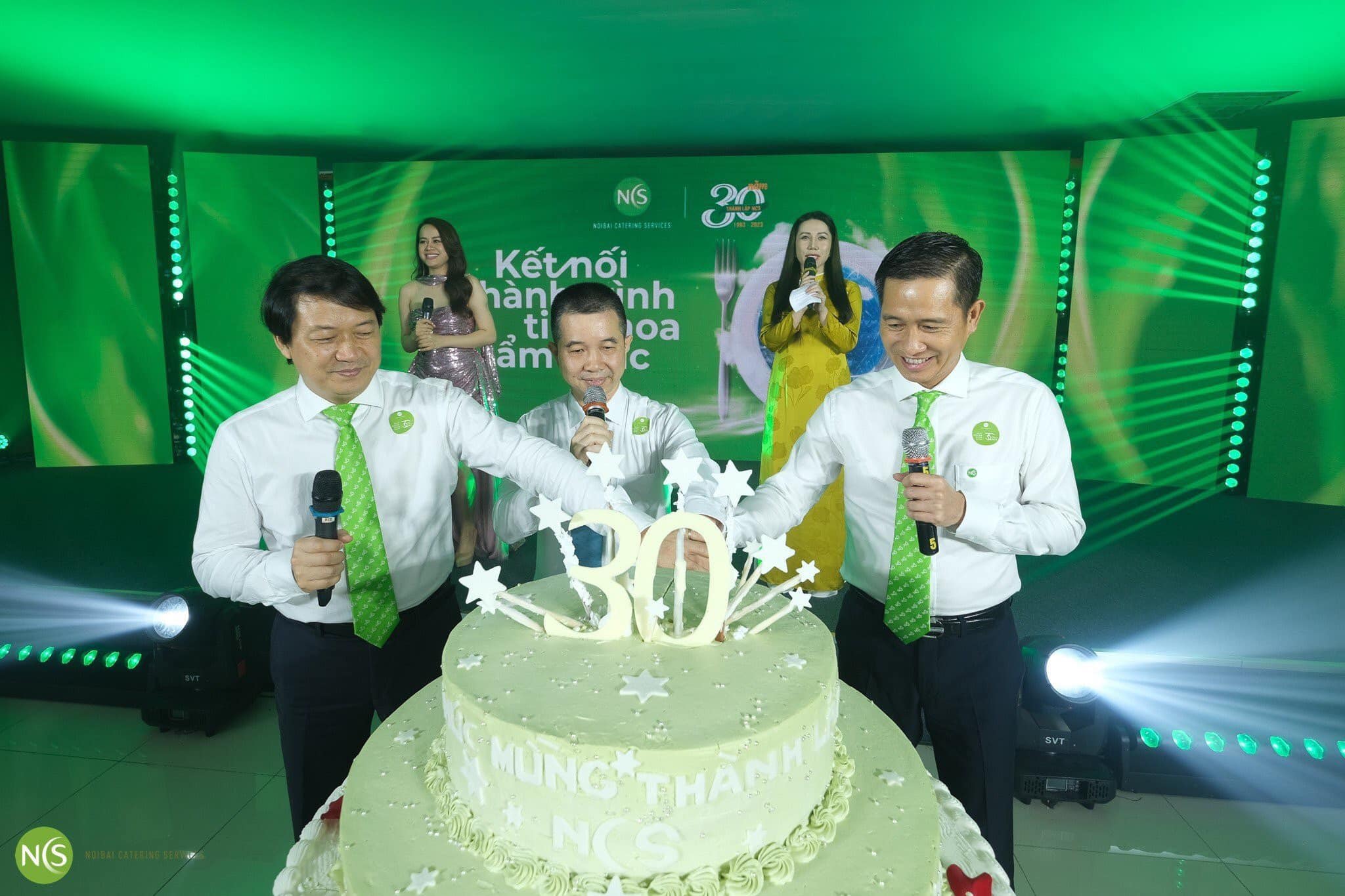 Công ty cổ phần Suất ăn hàng không Nội Bài kỷ niệm 30 năm thành lập