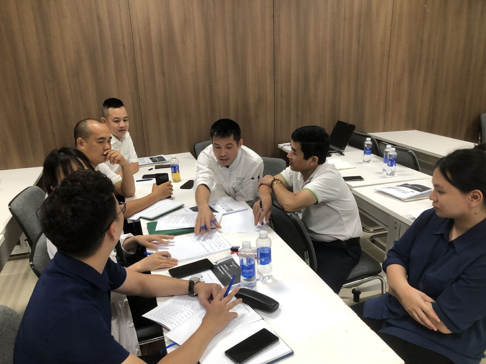 “Thúc đẩy hệ thống quản lý an toàn – SMS cho cán bộ và chuyên gia NCS”