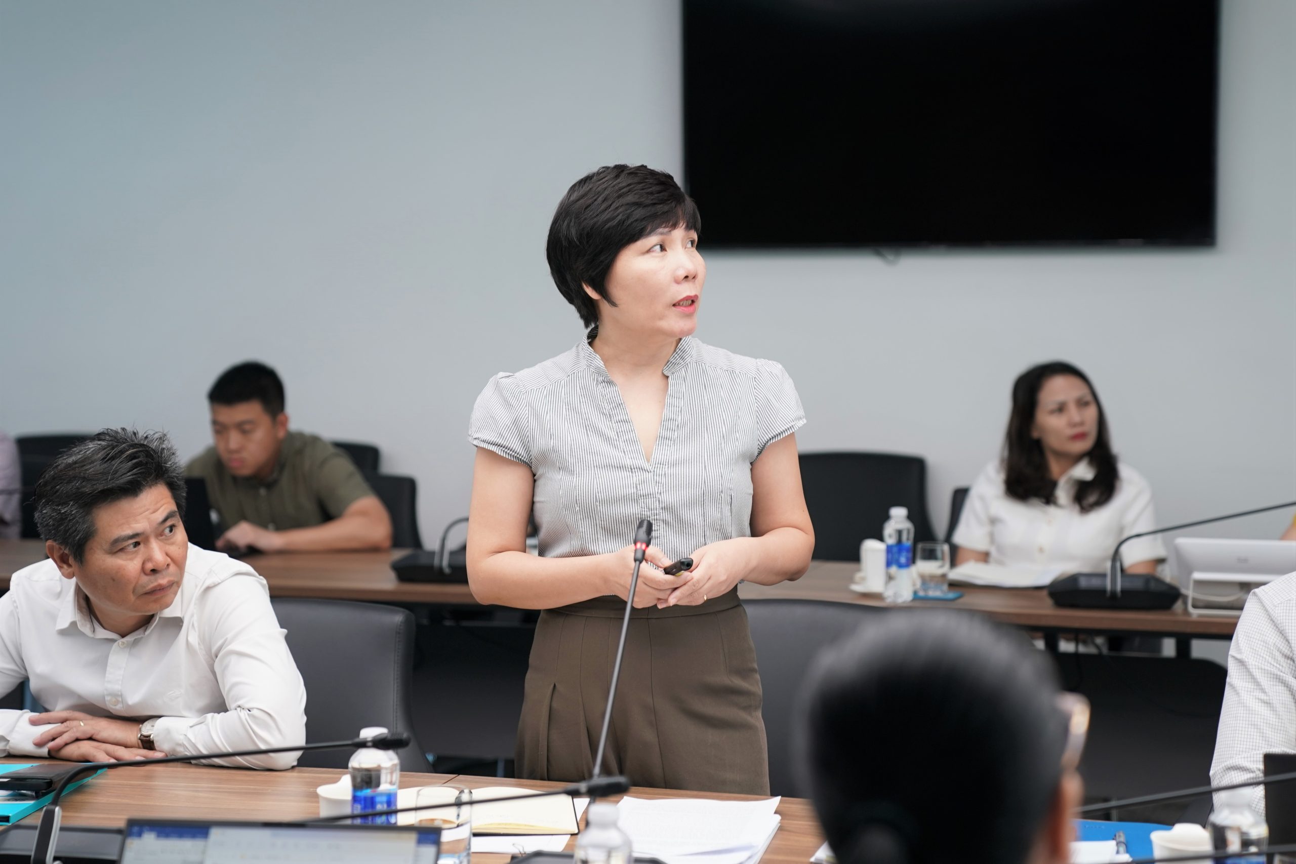 Lãnh đạo TCT làm việc với Vụ Công nghệ và Hạ tầng – UBQLV tại Doanh nghiệp