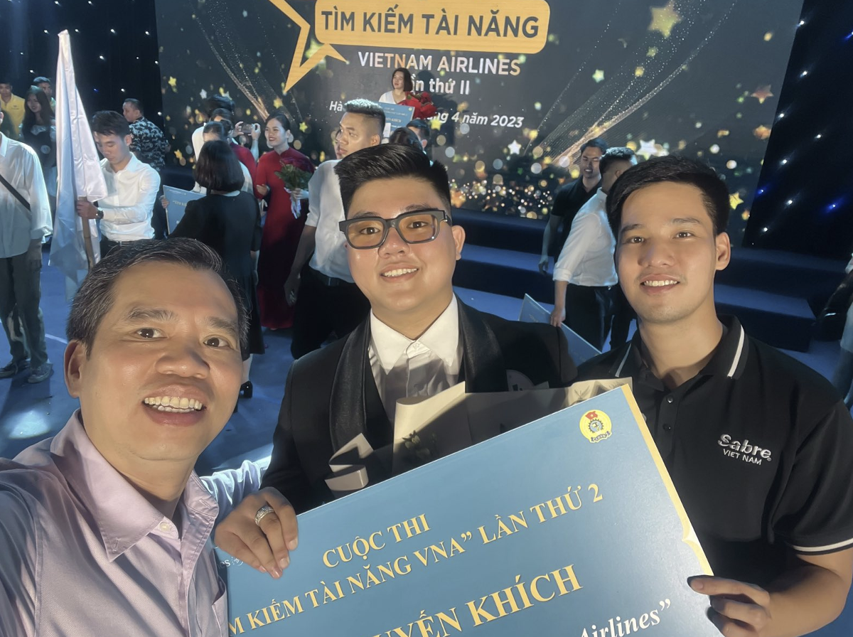 [Khi tôi 30] Soaring Wings: A Journey of Love and Dedication