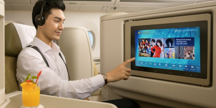 Vietnam Airlines ra mắt podcast trên chuyến bay từ 1/8