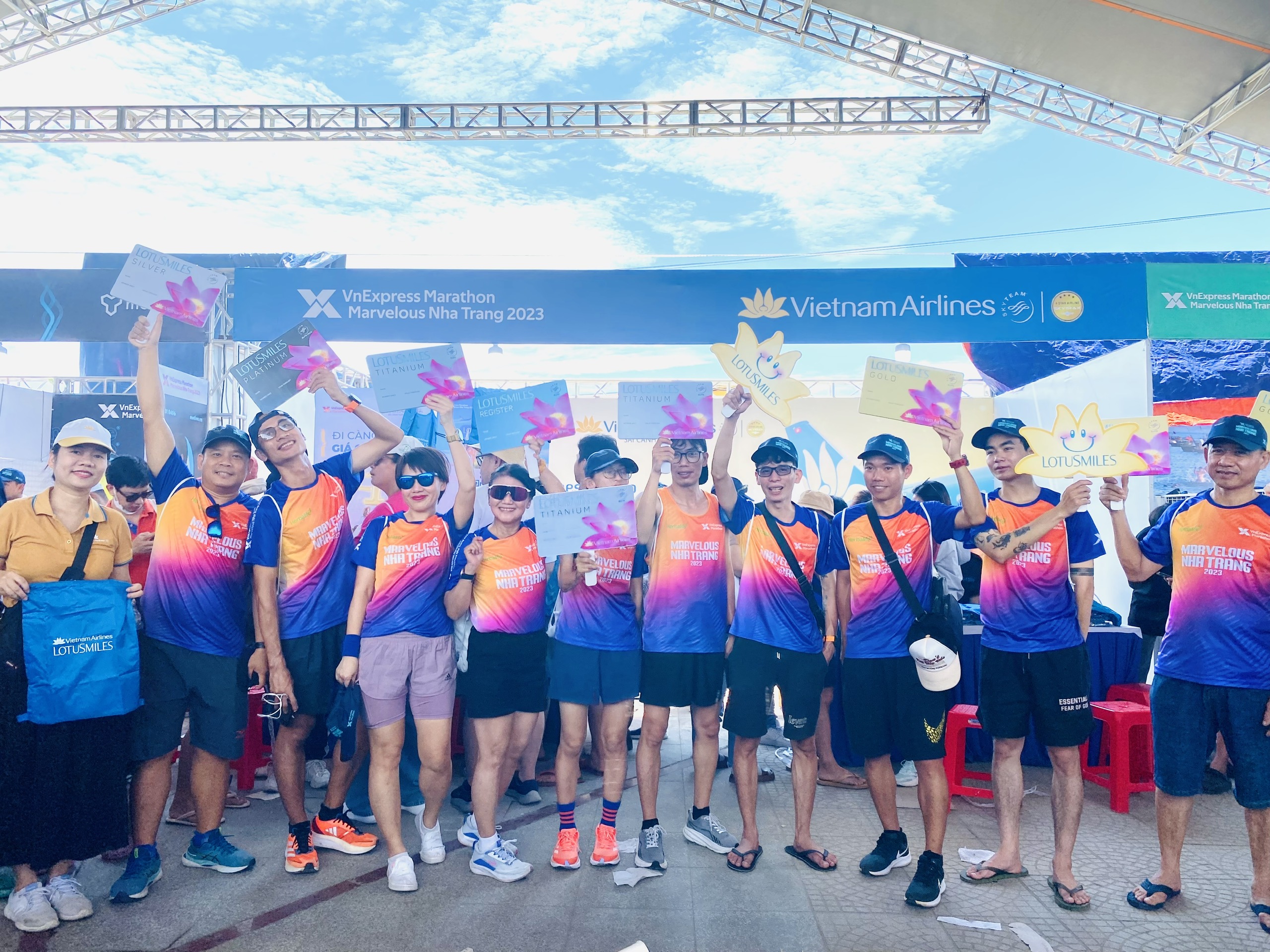 Lotusmiles ghi nhận thêm 1.300 hội viên mới tại Marathon Nha Trang