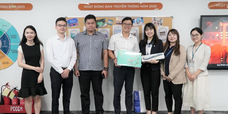 VNA làm việc với Sân bay quốc tế Chubu, Nagoya (Nhật Bản)