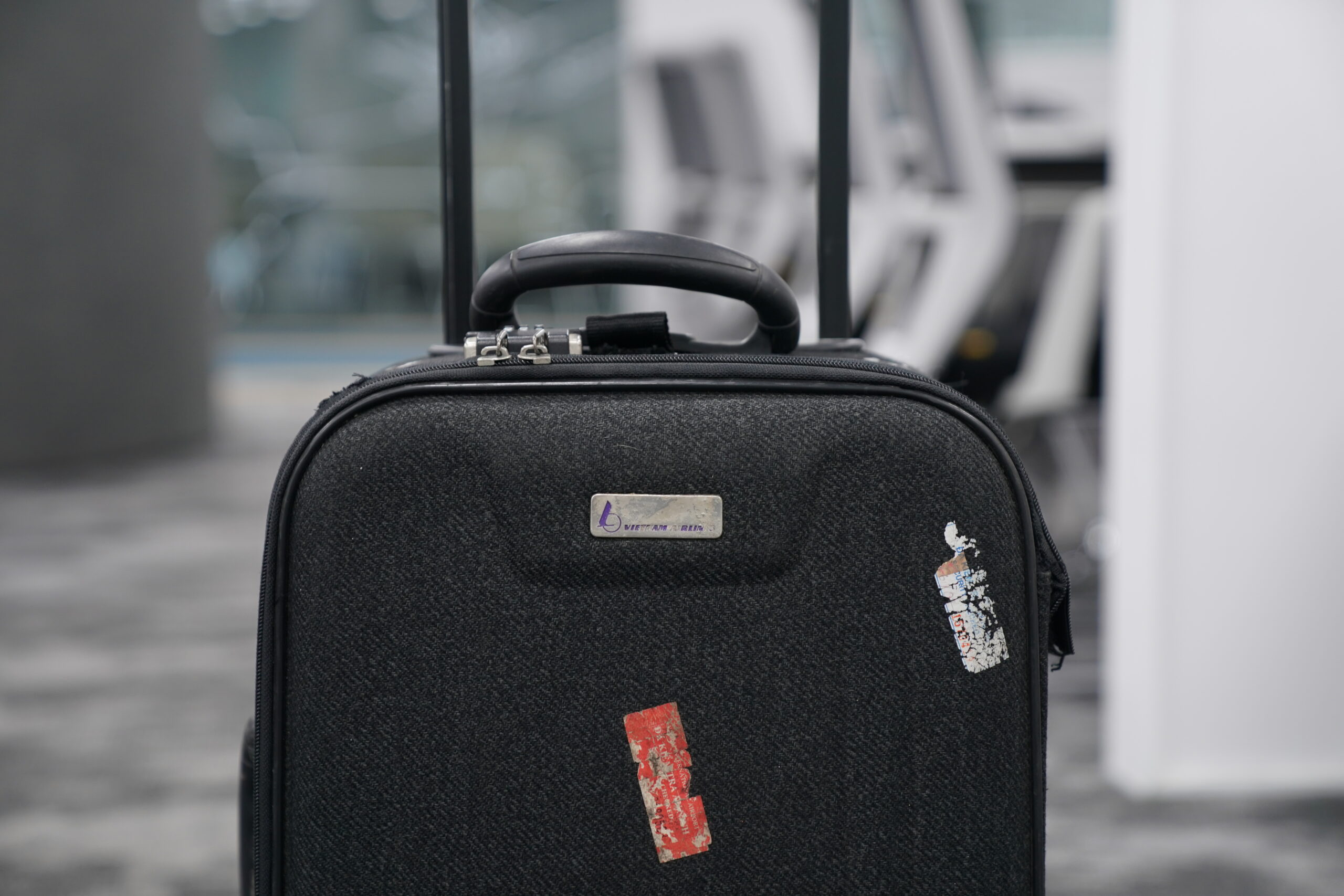 [Kỷ vật] Chiếc valy nhuốm màu thời gian – Kỷ vật gắn liền với những chuyến bay đời đầu