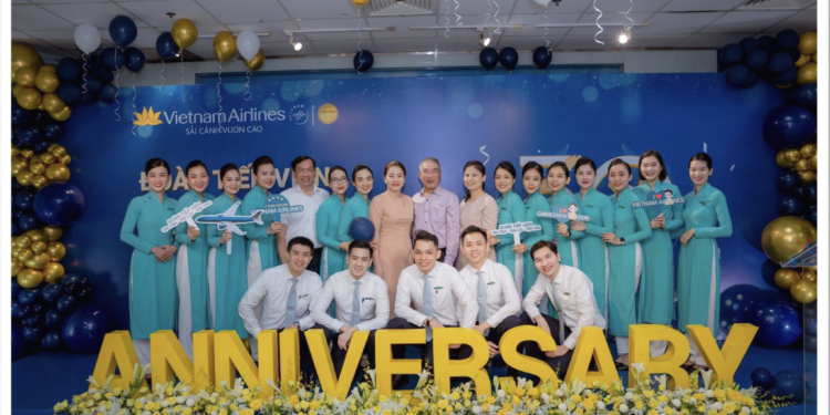 [Khi tôi 30] Đến với nghề theo một cách tình cờ và cơ duyên trở thành một mảnh ghép của VNA