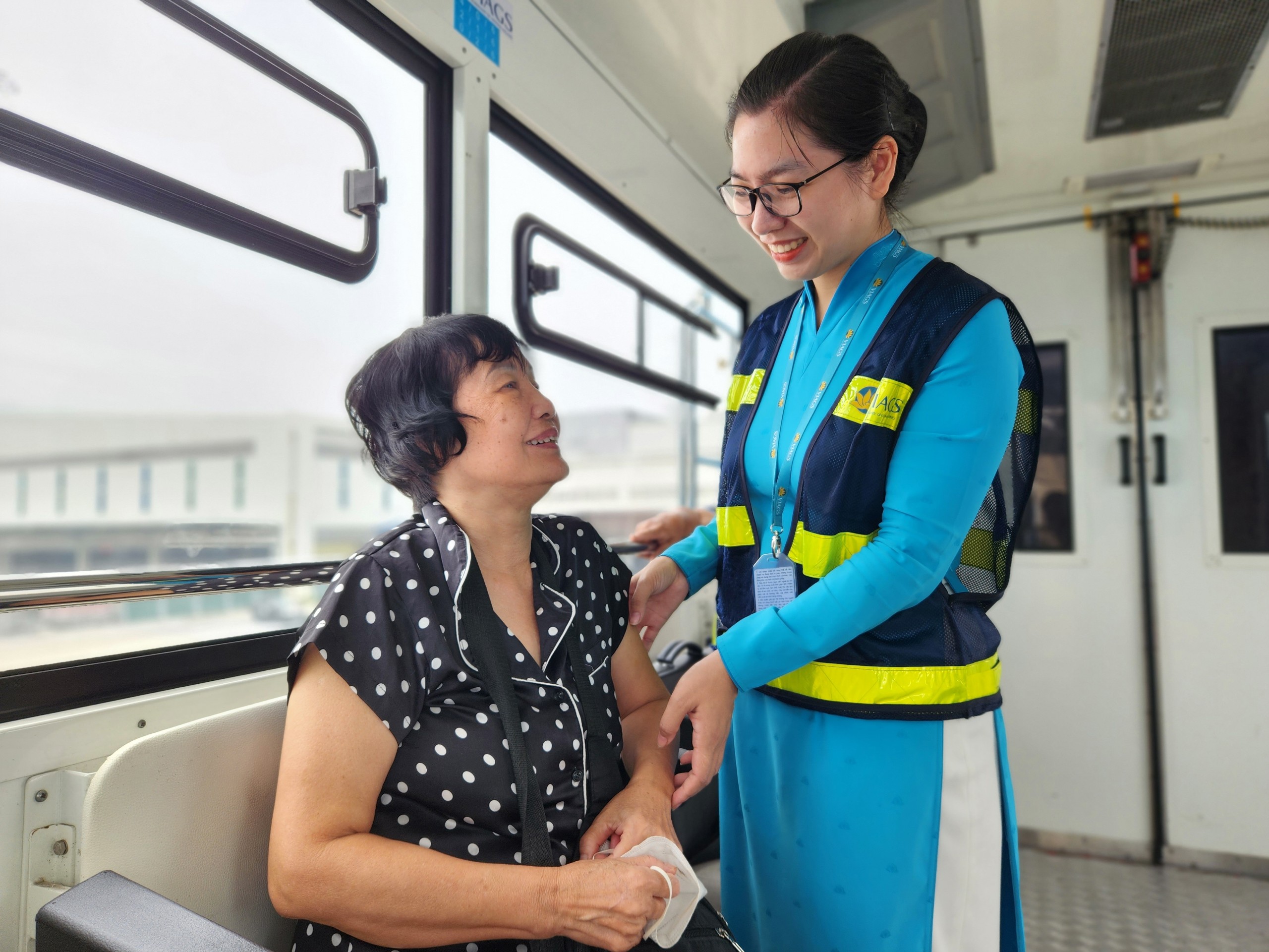 [Nụ cười dịch vụ] Bắt đầu câu chuyện bằng 1 nụ cười sẽ khiến mọi thứ dễ dàng hơn bao giờ hết