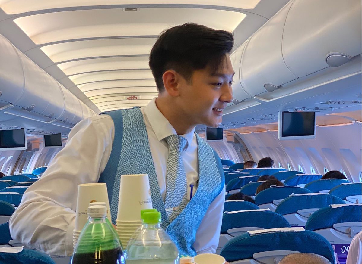 Mỗi bước lên tàu bay là một lần háo hức được phục vụ