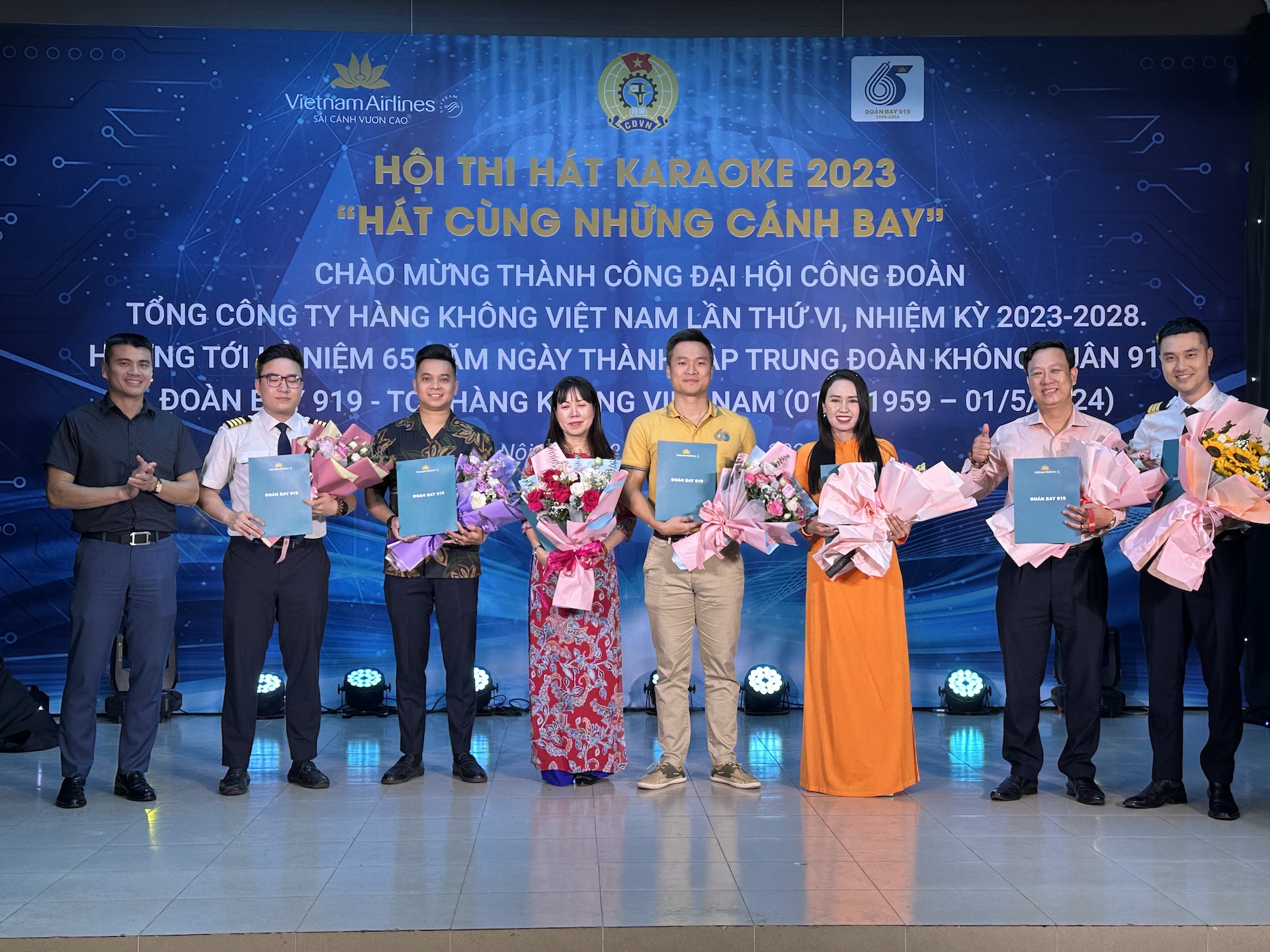 Đoàn bay 919: Sôi động Hội thi “Hát cùng những cánh bay”