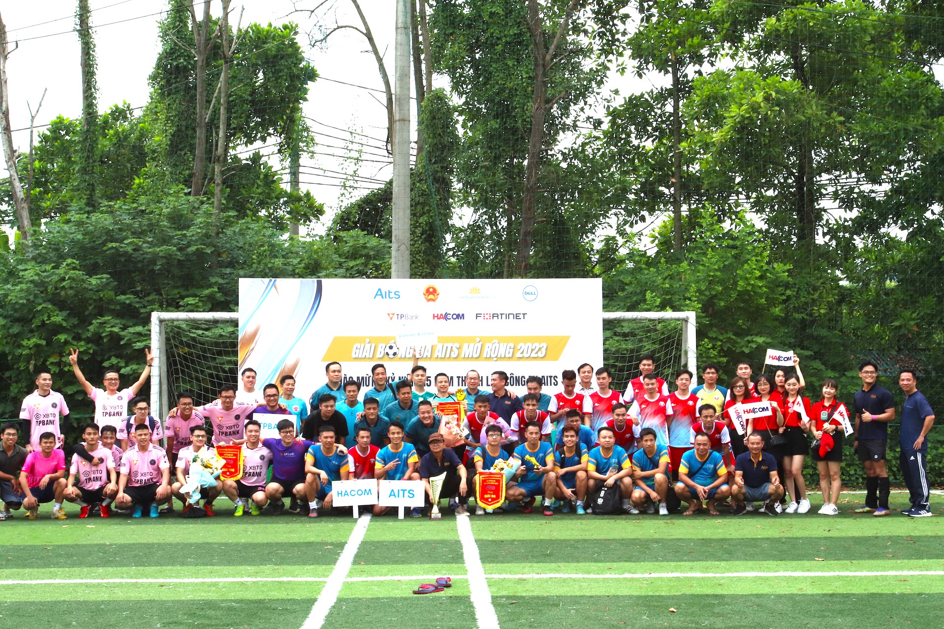 Sôi nổi Giải bóng đá AITS mở rộng năm 2023