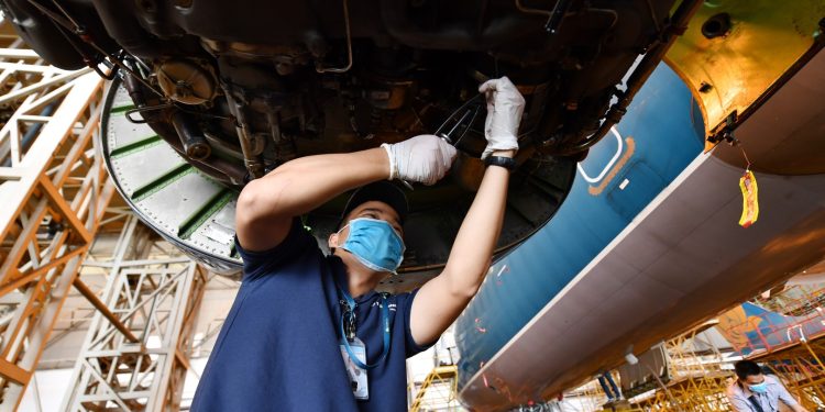 Vietnam Airlines participated in 19th Maintenance Cost Conference as the host airline