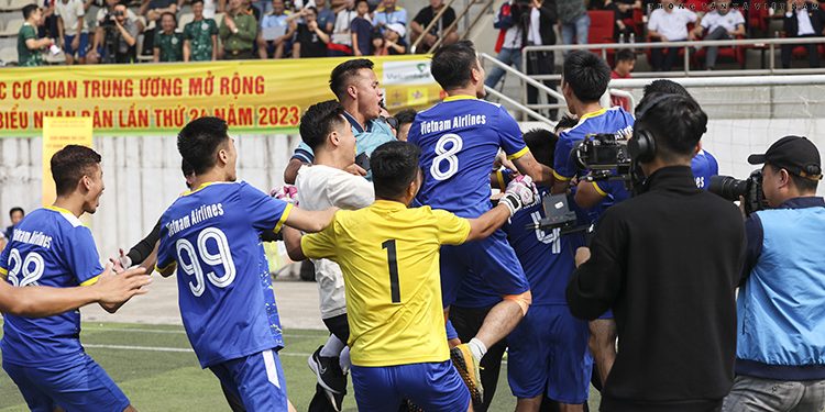 Đội Vietnam Airlines vô địch Giải bóng đá các cơ quan Trung ương mở rộng