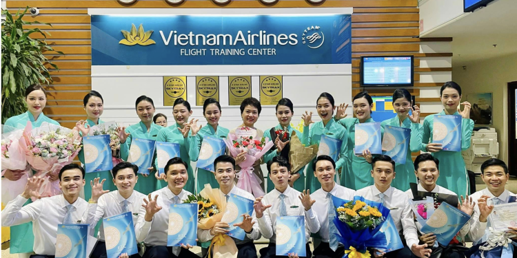 “Tốt nghiệp với niềm tự hào” – Lễ tốt nghiệp đặc biệt tại Trung Tâm Huấn Luyện Bay