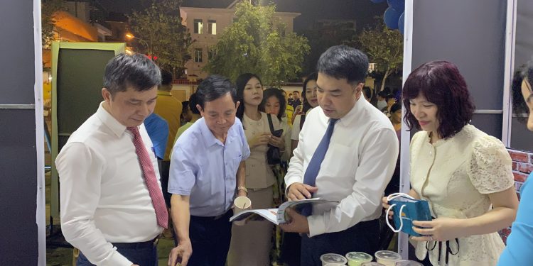 “Về Xứ Nghệ” cùng Vietnam Airlines