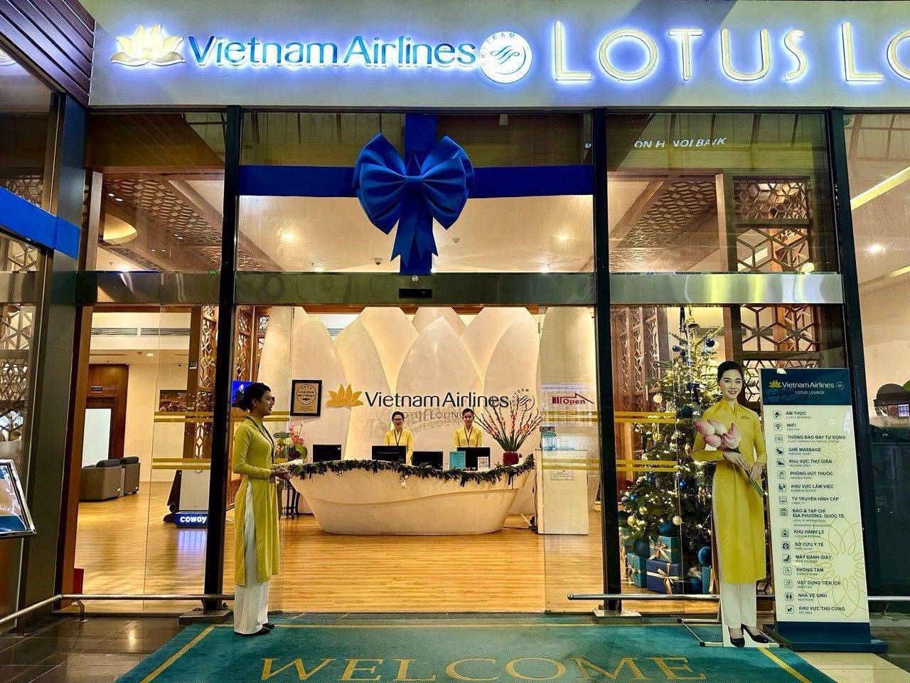 Không khí Giáng sinh tại phòng khách Bông sen Nội Bài