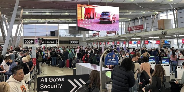 Aviation News No.243: IATA: Hàng không toàn cầu sẽ có lãi trong năm 2024