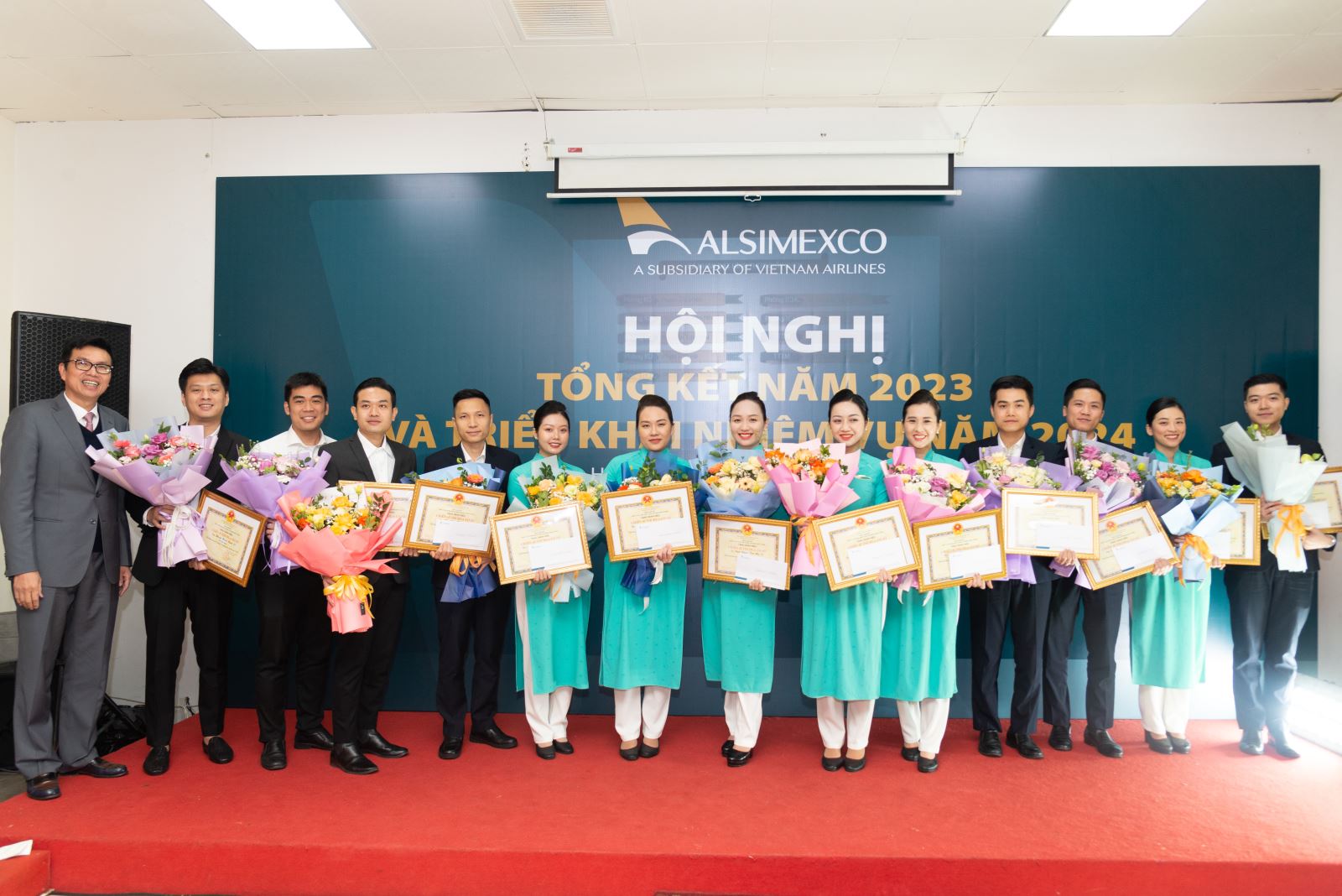 Hội nghị Tổng kết công tác năm 2023, triển khai nhiệm vụ năm 2024 của công ty Alsimexco