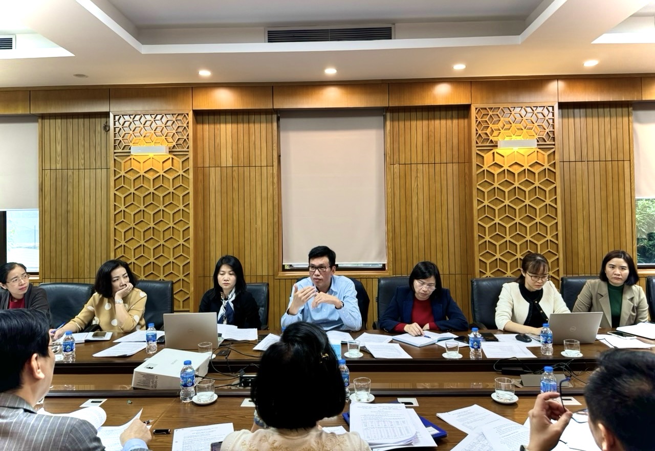 Công ty ALSIMEXCO làm việc với Đoàn tiếp viên