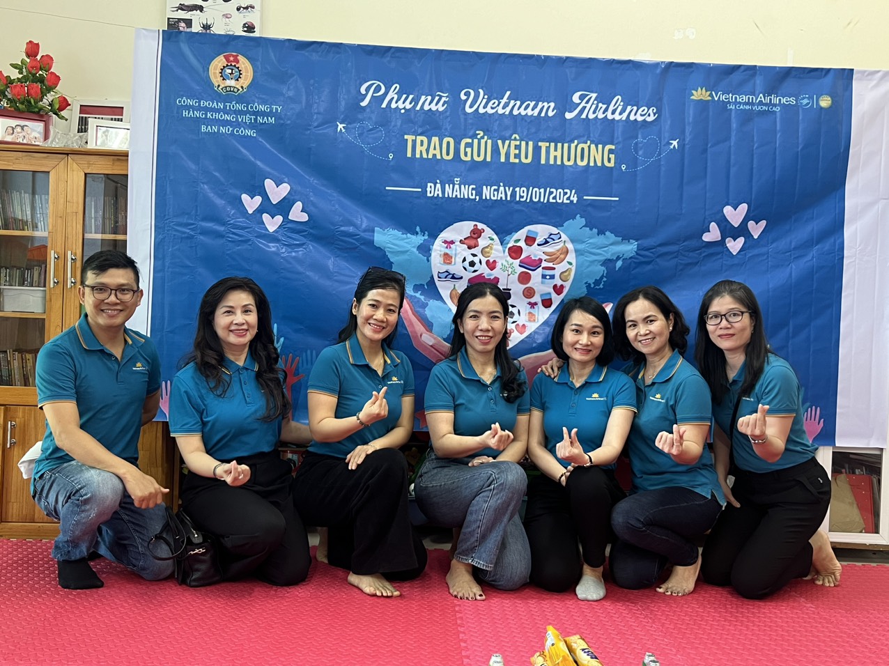 Ban nữ công Cụm thi đua KVMT trao gửi yêu thương đến Bệnh nhi Ung thư tại Bệnh viện Sản – Nhi Đà Nẵng