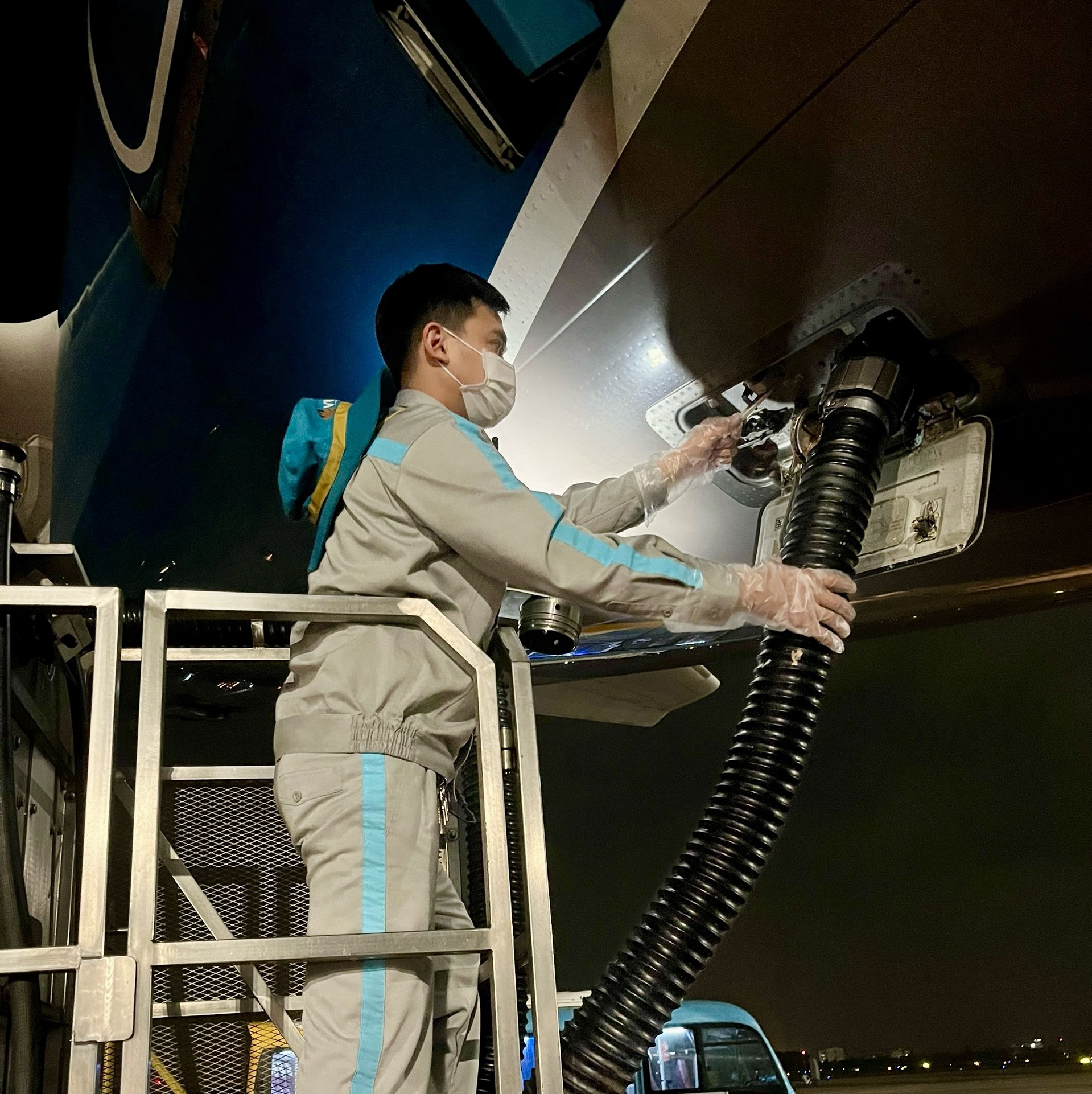 [Tết Giáp Thìn] Nhân viên hàng không và chuyện đón Tết muộn!