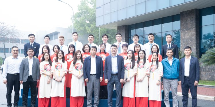 Chào cờ tháng 2/2024: Hướng tới mục tiêu hoàn thành tốt cao điểm Tết 2024