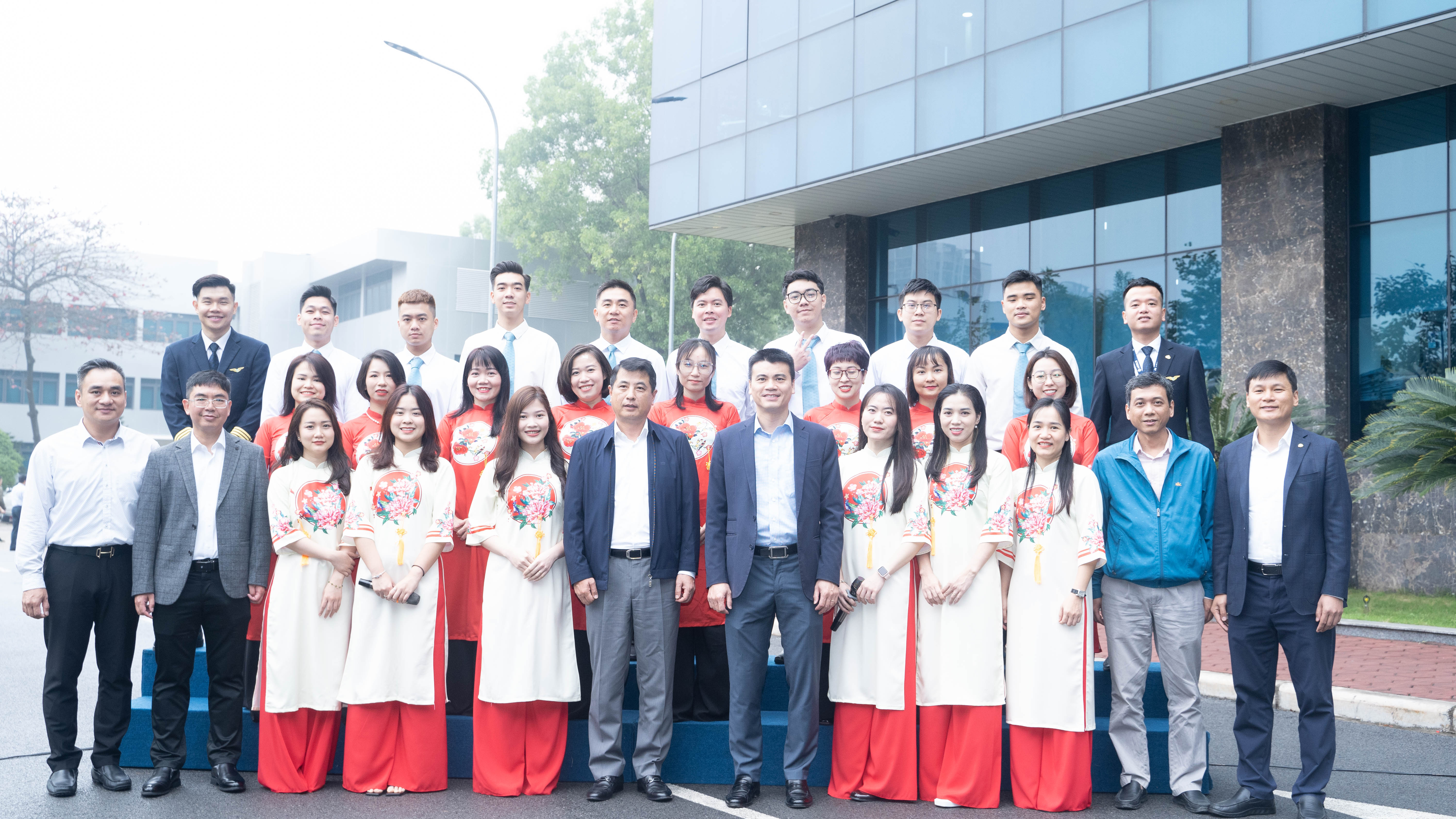 Chào cờ tháng 2/2024: Hướng tới mục tiêu hoàn thành tốt cao điểm Tết 2024