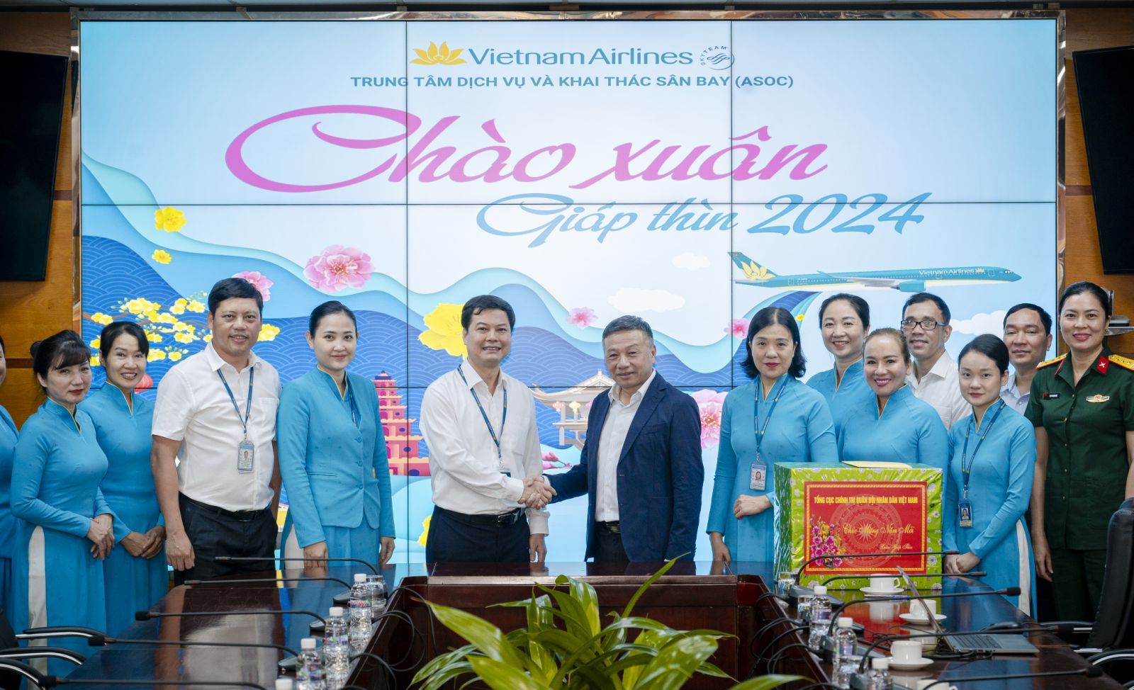 Lãnh đạo Tổng cục chính trị QĐND Việt Nam thăm và chúc Tết ASOC