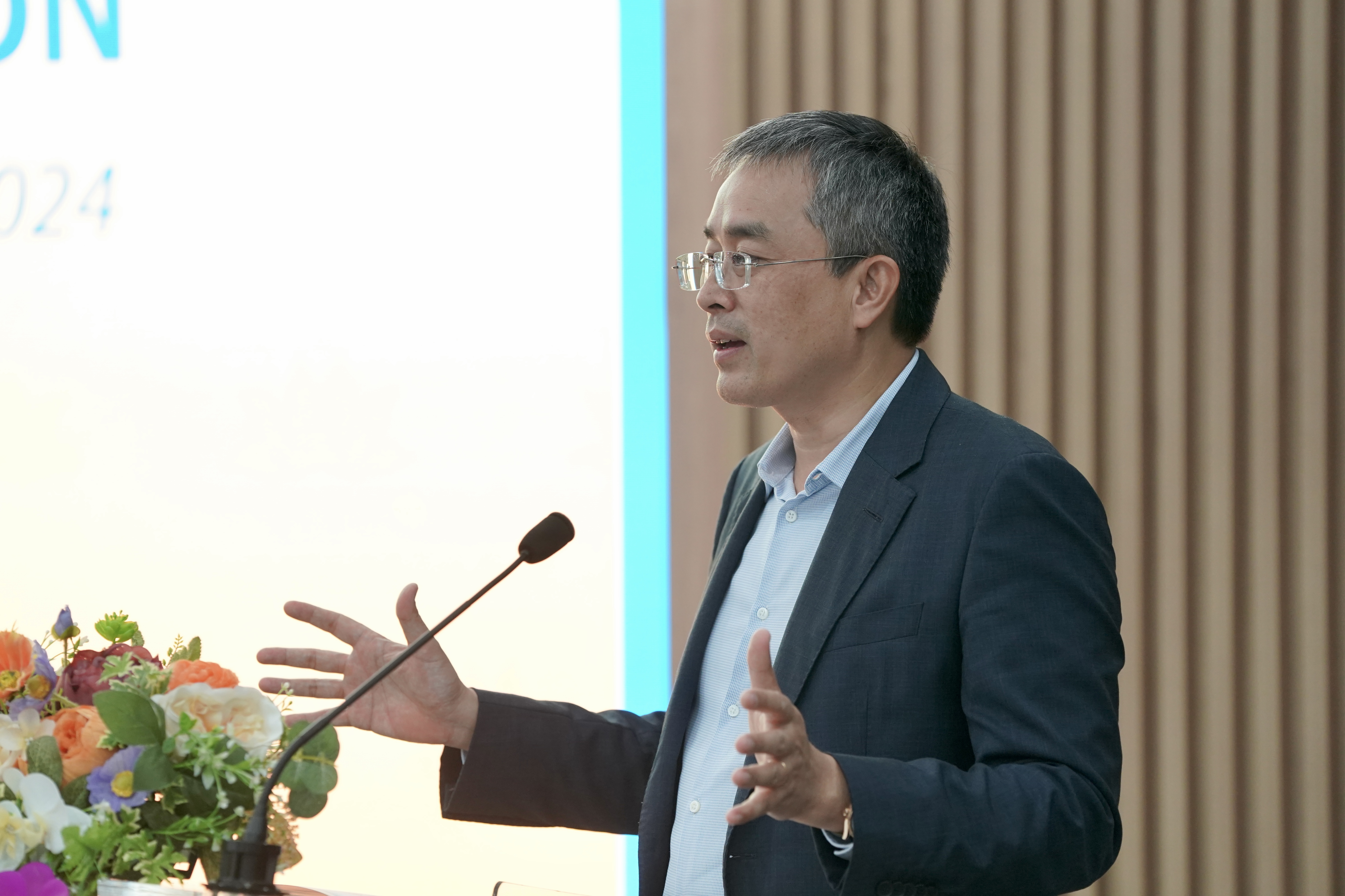 Vietnam Airlines hướng tới hợp tác đào tạo với Trường Tuck School of Business