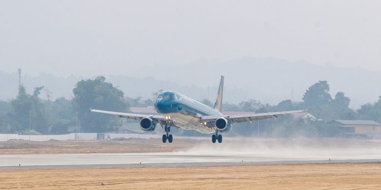 Vietnam Airlines nâng cánh Năm Du lịch Điện Biên bay cao
