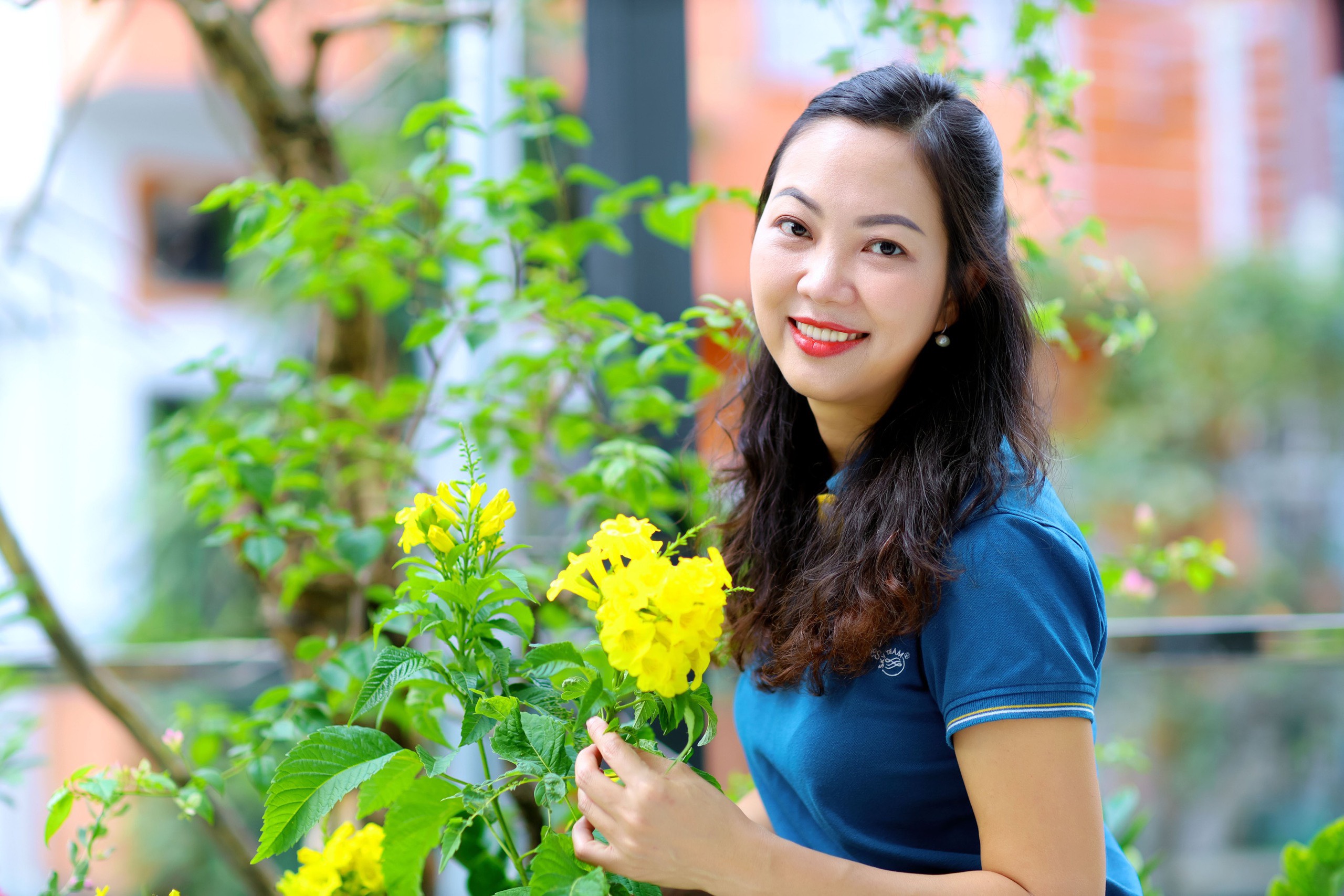 Chị Đặng Cẩm Nhung: “Sự tận tâm, chân thành là gia vị không thể thiếu để chinh phục trái tim khách hàng”